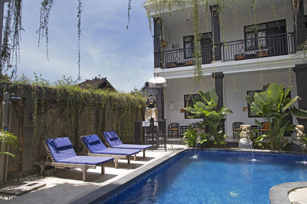 Zen Rooms Kuta Kubu Anyar 1 Exterior foto
