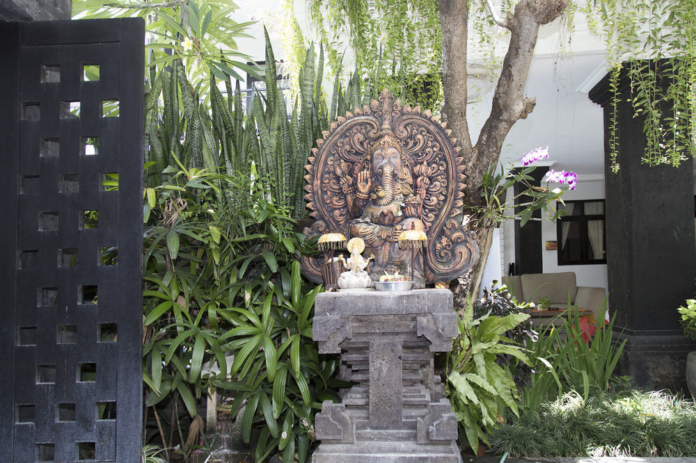 Zen Rooms Kuta Kubu Anyar 1 Exterior foto